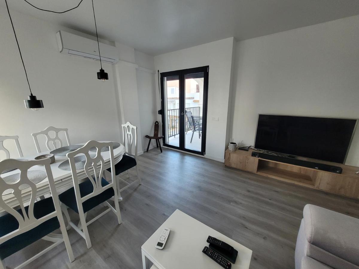 Apartamentos Sabinillas ซานลุยส์ เดอ ซาบีนียัส ภายนอก รูปภาพ
