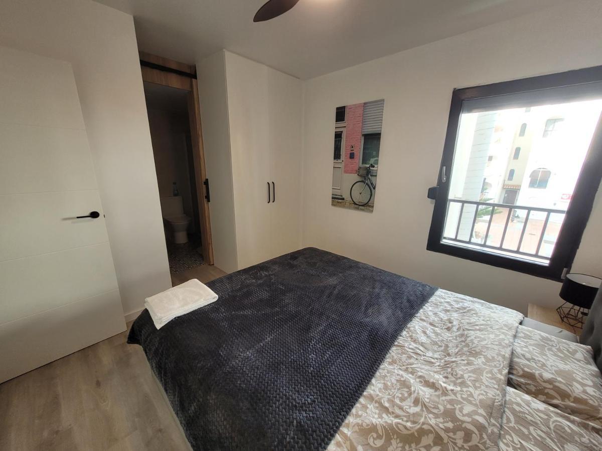 Apartamentos Sabinillas ซานลุยส์ เดอ ซาบีนียัส ภายนอก รูปภาพ