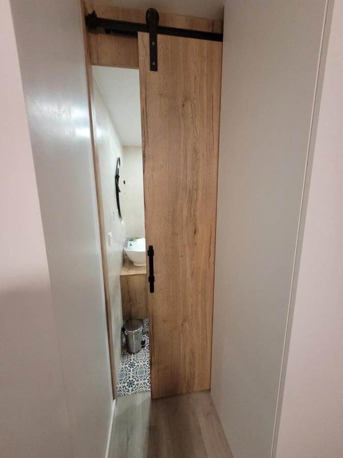 Apartamentos Sabinillas ซานลุยส์ เดอ ซาบีนียัส ภายนอก รูปภาพ